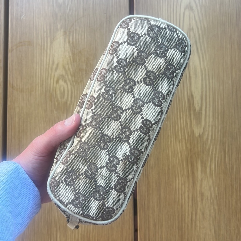 Authentic Gucci GG Canvas Classic Pochette In Classic Brown - Picture 8 of 11